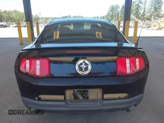 2011 Ford Mustang V6 с VIN 1ZVBP8AM6B5105584, выставлен на аукционе IAAI как лот 42686108 с пробегом 143 296 миль миль и . История ставок и продаж доступна на DreamBid. Изображение 16.