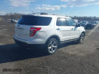 2014 Ford Explorer Limited with VIN 1FM5K7F94EGB33708, listed as a IAAI auction lot 41402522 with 216,477 mi miles. Bid and sale history available at carsss.com. Image 4.