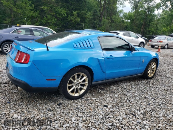 2010 Ford Mustang V6 with VIN 1ZVBP8AN6A5124529, listed as a Copart auction lot 61351535 with 148,094 mi miles and Clean title. Bid and sale history available at DreamBid. Image 3.
