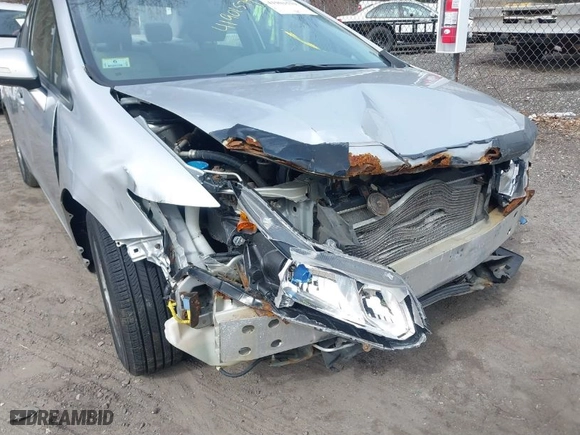 2012 Honda Civic Hybrid with VIN JHMFB4F21CS008894, listed as a IAAI auction lot 41901579 with 336,630 mi miles. Bid and sale history available at carsss.com. Image 6.