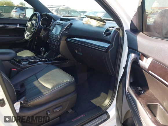 2015 Kia Sorento SX with VIN 5XYKWDA76FG630554, listed as a IAAI auction lot 41862520 with 77,457 mi miles. Bid and sale history available at carsss.com. Image 5.
