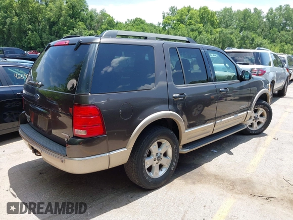 2005 Ford Explorer Eddie Bauer z VIN 1FMDU74W25UB59367, wystawiony jako IAAI lot #42604103 z przebiegiem 276 955 mil mil oraz . Historia ofert i sprzedaży dostępna na DreamBid. Obrazek 4.