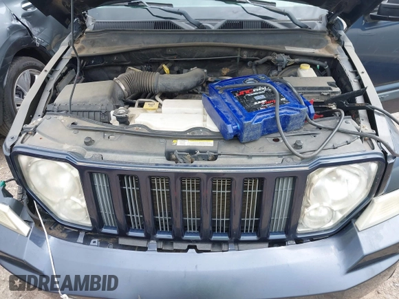 2008 Jeep Liberty Sport with VIN 1J8GN28K28W261858, listed as a IAAI auction lot 42122117 with 97,865 mi miles. Bid and sale history available at carsss.com. Image 10.