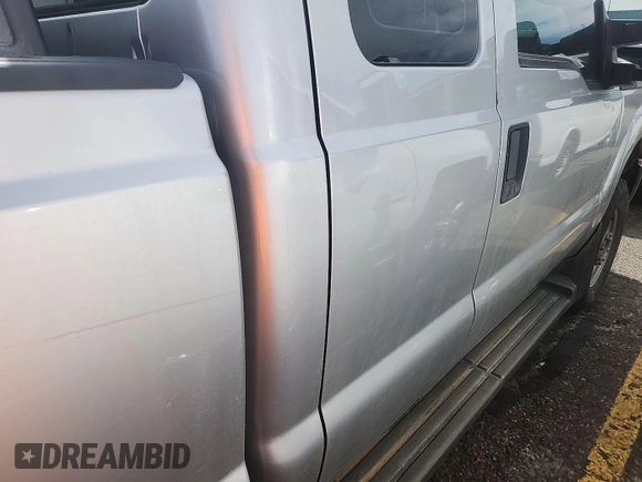 2014 Ford F-250 XL with VIN 1FT7X2B6XEEB53759, listed as a IAAI auction lot 42624858 with 118,283 mi miles and . Bid and sale history available at DreamBid. Image 2.