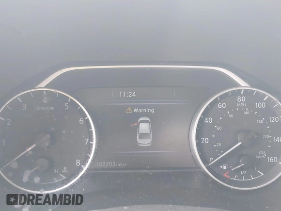 2017 Nissan Maxima S with VIN 1N4AA6AP5HC390092, listed as a IAAI auction lot 41916306 with 102,203 mi miles and . Bid and sale history available at DreamBid. Image 7.