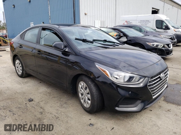 2020 Hyundai Accent SE with VIN 3KPC24A6XLE098919, listed as a Copart auction lot 47645223 with 9,517 mi miles. Bid and sale history available at carsss.com. Image 4.