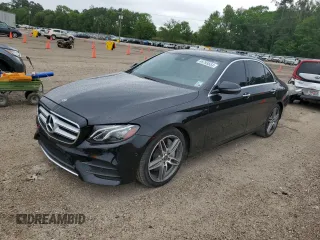 2018 Mercedes-Benz E-Class E 300 with VIN WDDZF4JB1JA463344, listed as a Copart auction lot 46793553 with 38,851 mi miles. Bid and sale history available at carsss.com. Image 1.