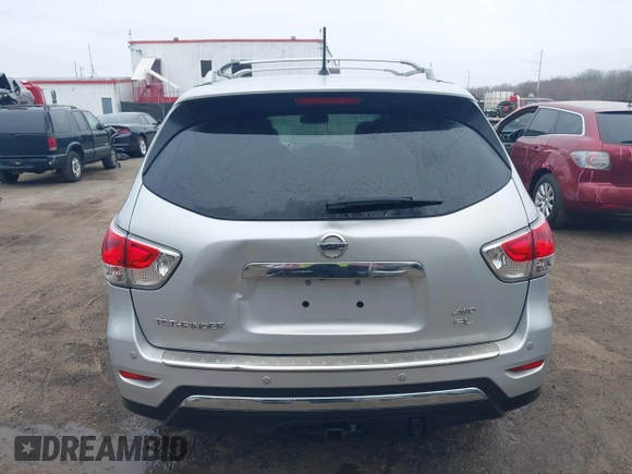 2014 Nissan Pathfinder S with VIN 5N1AR2MM3EC727461, listed as a IAAI auction lot 41789367 with 125,341 mi miles and . Bid and sale history available at DreamBid. Image 16.