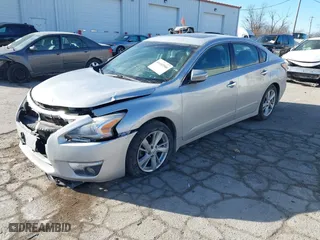2015 Nissan Altima 2.5 S with VIN 1N4AL3AP7FC569563, listed as a IAAI auction lot 41443586 with 126,898 mi miles. Bid and sale history available at carsss.com. Image 17.