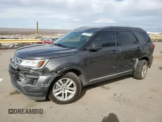 2018 Ford Explorer XLT with VIN 1FM5K8D81JGB31179, listed as a Copart auction lot 44733125 with 123,541 mi miles and Salvage Title. Bid and sale history available at carsss.com. Image 1.