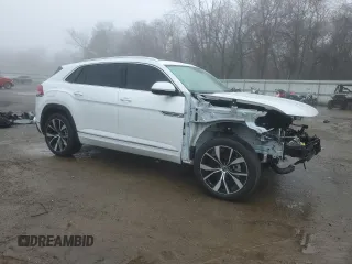 2024 Volkswagen Atlas SEL Premium R-Line с VIN 1V2FE2CA7RC241205, выставлен на аукционе Copart как лот 45498675 с пробегом 12 255 миль миль и Списание • Salvage title. История ставок и продаж доступна на DreamBid. Изображение 4.