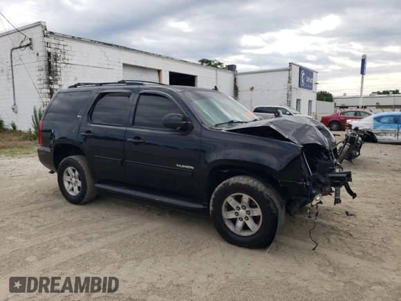 2013 GMC Yukon SLT with VIN 1GKS2CE06DR161455, listed as a Copart auction lot 59124424 with 161,220 mi miles and Salvage Title. Bid and sale history available at carsss.com. Image 4.