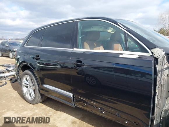 2020 Audi Q7 Premium with VIN WA1AXAF74LD011455, listed as a IAAI auction lot 41674599 with 37,561 mi miles. Bid and sale history available at carsss.com. Image 14.