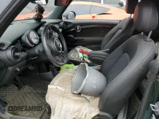 2019 MINI Convertible Cooper with VIN WMWWG5C55K3F79689, listed as a Copart auction lot 74001384 with 0 mi miles and Salvage Title. Bid and sale history available at carsss.com. Image 7.