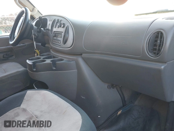 2008 Ford Econoline Cargo Commercial with VIN 1FTSE34L68DA94003, listed as a IAAI auction lot 41325916 with 217,837 mi miles and . Bid and sale history available at DreamBid. Image 5.