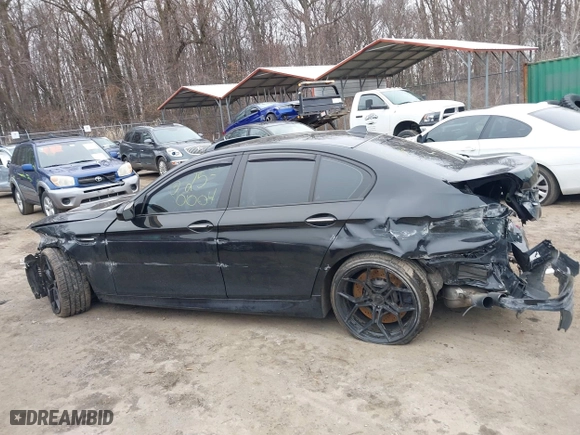 2013 BMW M5 with VIN WBSFV9C52DD096793, listed as a IAAI auction lot 41619270 with 1 mi miles. Bid and sale history available at carsss.com. Image 14.