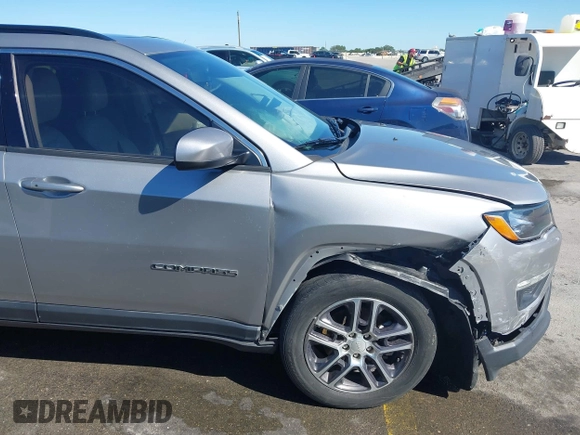 2019 Jeep Compass Altitude with VIN 3C4NJCBB1KT819754, listed as a IAAI auction lot 42083019 with 79,949 mi miles and . Bid and sale history available at DreamBid. Image 6.