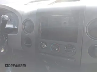 2005 Ford F-150 XL с VIN 1FTRF122X5NB96596, выставлен на аукционе IAAI как лот 41567669 с пробегом Не указан миль и . История ставок и продаж доступна на DreamBid. Изображение 12.