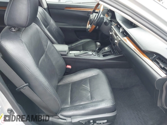 2013 Lexus ES 300h z VIN JTHBW1GG2D2009503, wystawiony jako IAAI lot #42429692 z przebiegiem 265 312 mil mil oraz . Historia ofert i sprzedaży dostępna na DreamBid. Obrazek 5.