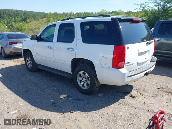 2009 GMC Yukon SLT w/4SA with VIN 1GKFK33049R241378, listed as a IAAI auction lot 42124385 with 292,192 mi miles. Bid and sale history available at carsss.com. Image 3.