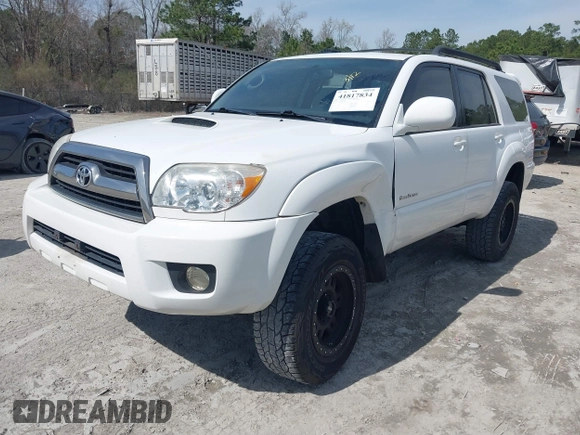 2006 Toyota 4Runner SR5 with VIN JTEZU14R260071750, listed as a IAAI auction lot 41817834 with 298,154 mi miles and . Bid and sale history available at DreamBid. Image 17.
