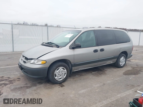 1996 Dodge Caravan Sport with VIN 2B4GP4436TR674232, listed as a IAAI auction lot 40867647 with Not Provided miles and . Bid and sale history available at carsss.com. Image 2.