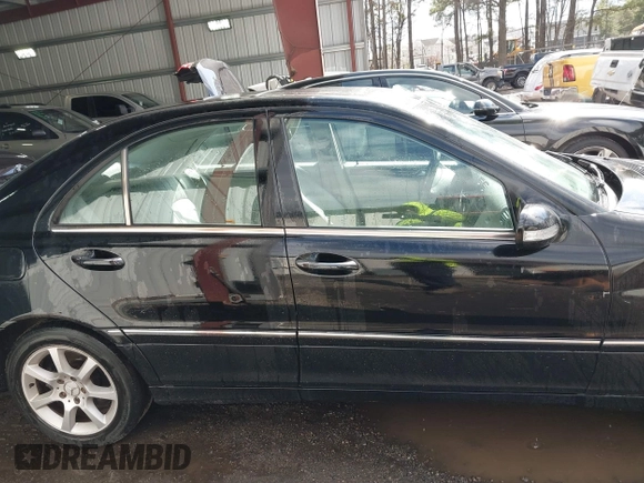 2007 Mercedes-Benz C 280 Luxury with VIN WDBRF92H17F897526, listed as a IAAI auction lot 41710061 with 146,885 mi miles and . Bid and sale history available at DreamBid. Image 13.