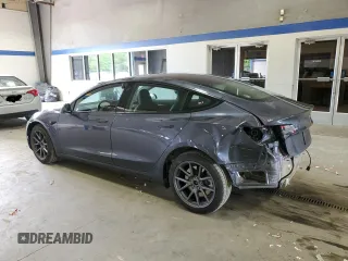 2023 Tesla Model 3 z VIN 5YJ3E1EA5PF658737, wystawiony jako Copart lot #56209345 z przebiegiem 10 226 mil mil oraz Szkoda całkowita • Salvage title. Historia ofert i sprzedaży dostępna na DreamBid. Obrazek 2.