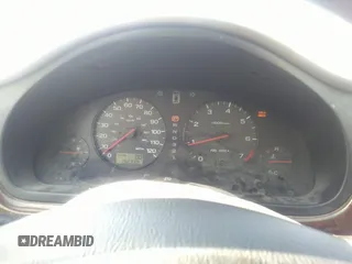 2001 Subaru Legacy Outback L.L. Bean z VIN 4S3BH806X17654226, wystawiony jako IAAI lot #41663237 z przebiegiem 192 339 mil mil oraz . Historia ofert i sprzedaży dostępna na DreamBid. Obrazek 7.