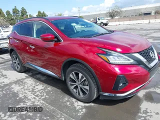 2023 Nissan Murano SV z VIN 5N1AZ2BS7PC110925, wystawiony jako IAAI lot #41915531 z przebiegiem 56 179 mil mil oraz . Historia ofert i sprzedaży dostępna na DreamBid. Obrazek 1.