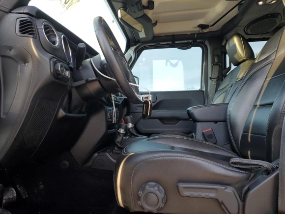 2019 Jeep Wrangler Unlimited Sahara with VIN 1C4HJXEG5KW621250, listed as a Copart auction lot 84303924 with 61,361 mi miles and Salvage Title. Bid and sale history available at carsss.com. Image 7.