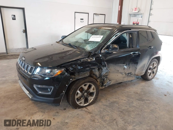 2018 Jeep Compass Limited with VIN 3C4NJDCBXJT349081, listed as a IAAI auction lot 42534929 with 106,781 mi miles and . Bid and sale history available at DreamBid. Image 17.