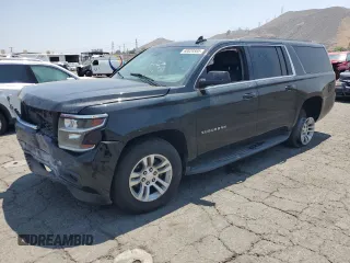 2019 Chevrolet Suburban LT z VIN 1GNSKHKCXKR116384, wystawiony jako Copart lot #60829385 z przebiegiem Nie podano mil oraz Czysty tytuł • Clean title. Historia ofert i sprzedaży dostępna na DreamBid. Obrazek 1.