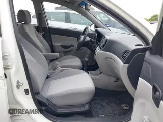 2009 Hyundai Accent Auto GLS with VIN KMHCN46C19U351198, listed as a IAAI auction lot 41896018 with 205,594 mi miles. Bid and sale history available at carsss.com. Image 5.