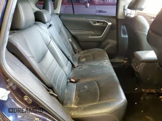 2021 Toyota RAV4 XLE Premium with VIN 2T3C1RFV7MC092468, listed as a Copart auction lot 59109315 with 98,552 mi miles and Salvage title. Bid and sale history available at DreamBid. Image 11.