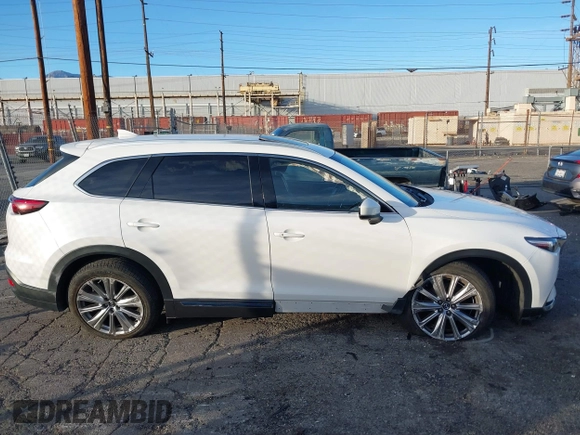 2021 Mazda CX-9 Signature with VIN JM3TCBEY6M0536883, listed as a IAAI auction lot 41388130 with 65,613 mi miles. Bid and sale history available at carsss.com. Image 13.