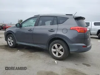 2013 Toyota RAV4 XLE с VIN 2T3RFREV2DW115909, выставлен на аукционе Copart как лот 53392705 с пробегом 211 546 миль миль и Списание • Salvage title. История ставок и продаж доступна на DreamBid. Изображение 2.