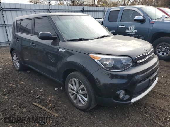 2018 Kia Soul + with VIN KNDJP3A5XJ7888650, listed as a Copart auction lot 76818224 with 82,365 mi miles and Salvage Title. Bid and sale history available at DreamBid. Image 4.