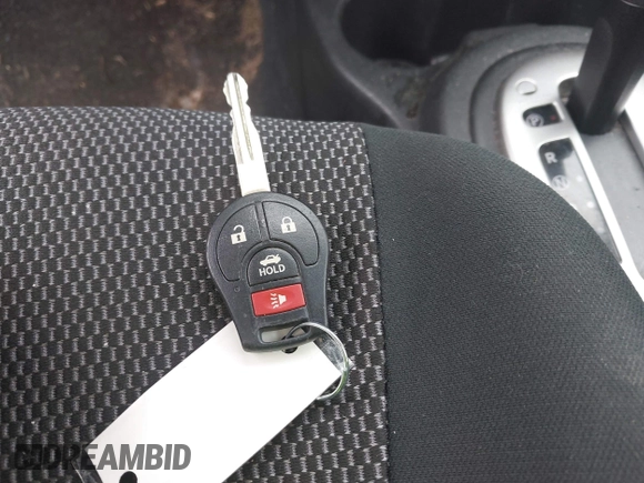 2017 Nissan Versa S Plus z VIN 3N1CN7AP0HL870285, wystawiony jako IAAI lot #41973511 z przebiegiem 141 166 mil mil oraz . Historia ofert i sprzedaży dostępna na DreamBid. Obrazek 11.