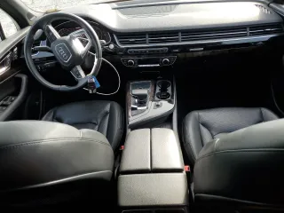 2018 Audi Q7 Prestige z VIN WA1VAAF72JD023846, wystawiony jako Copart lot #56016385 z przebiegiem 55 626 mil mil oraz Szkoda całkowita • Salvage title. Historia ofert i sprzedaży dostępna na DreamBid. Obrazek 8.