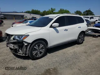 2018 Nissan Pathfinder S z VIN 5N1DR2MM0JC611223, wystawiony jako Copart lot #54916535 z przebiegiem 106 905 mil mil oraz Szkoda całkowita • Salvage title. Historia ofert i sprzedaży dostępna na DreamBid. Obrazek 1.