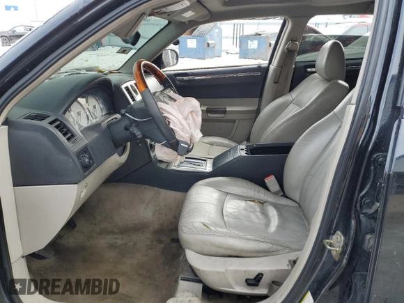 2005 Chrysler 300 with VIN 2C3JA63H35H635405, listed as a Copart auction lot 45583415 with 182,830 mi miles and Salvage Title. Bid and sale history available at carsss.com. Image 7.