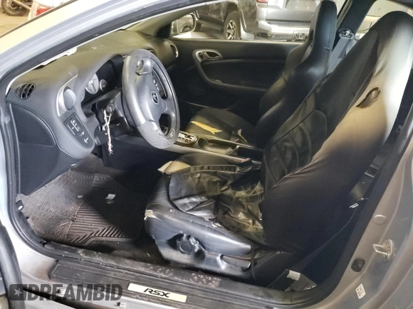 2002 Acura RSX Auto с VIN JH4DC54832C014724, выставлен на аукционе Copart как лот 89403085 с пробегом 230 712 миль миль и Списание • Salvage title. История ставок и продаж доступна на DreamBid. Изображение 7.