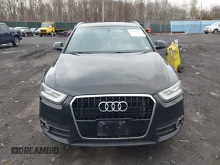 2015 Audi Q3 Premium Plus z VIN WA1EFCFS6FR012425, wystawiony jako IAAI lot #42042484 z przebiegiem 139 012 mil mil oraz . Historia ofert i sprzedaży dostępna na DreamBid. Obrazek 12.