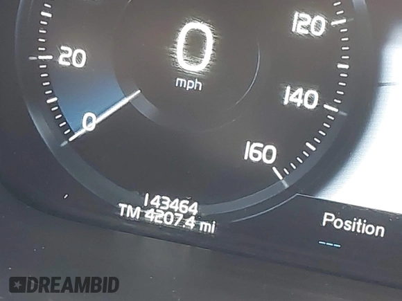 2018 Volvo S90 Momentum with VIN LVY982MK9JP023138, listed as a IAAI auction lot 41662118 with 143,464 mi miles. Bid and sale history available at carsss.com. Image 15.