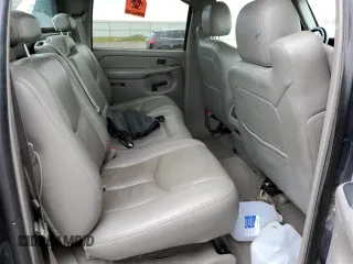 2006 Chevrolet Avalanche Z71 with VIN 3GNEK12ZX6G105626, listed as a Copart auction lot 71610203 with 0 mi miles and Salvage Title. Bid and sale history available at carsss.com. Image 10.