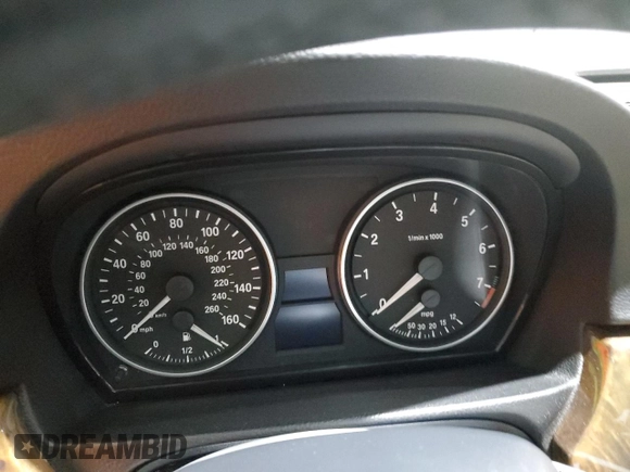 2007 BMW 3 Series 328xi with VIN WBAVC93587KX61816, listed as a Copart auction lot 88712135 with 0 mi miles and Salvage Title. Bid and sale history available at carsss.com. Image 9.