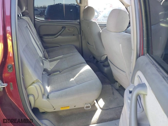 2005 Toyota Tundra SR5 with VIN 5TBET34115S482461, listed as a IAAI auction lot 41406575 with 202,476 mi miles. Bid and sale history available at carsss.com. Image 8.