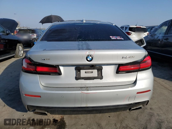 2021 BMW 5 Series 530i xDrive with VIN WBA13BJ08MWX25707, listed as a Copart auction lot 43371195 with 75,126 mi miles and Salvage Title. Bid and sale history available at carsss.com. Image 6.