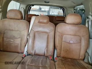 2005 Ford Expedition Eddie Bauer z VIN 1FMFU17525LA60417, wystawiony jako Copart lot #61835625 z przebiegiem 278 164 mil mil oraz Czysty tytuł • Clean title. Historia ofert i sprzedaży dostępna na DreamBid. Obrazek 10.